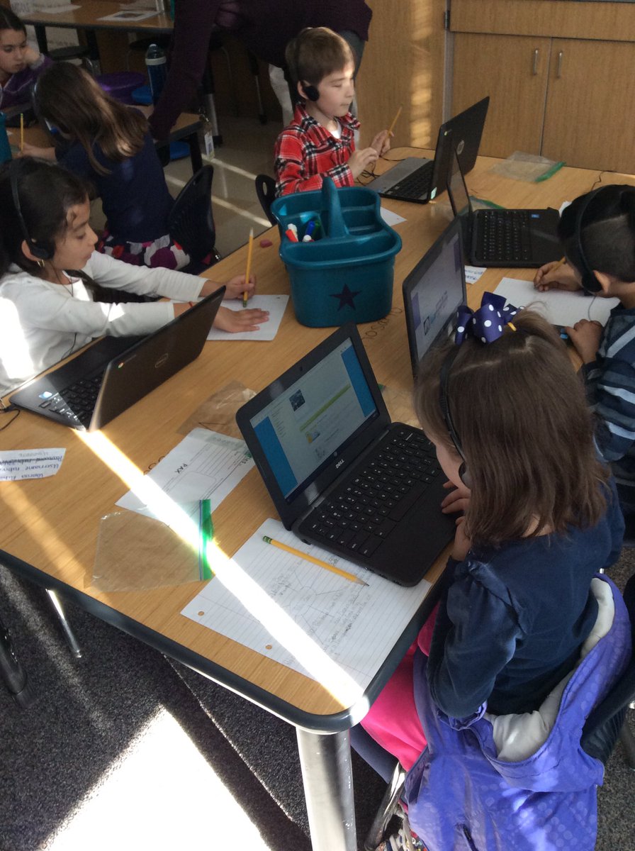 SBestebreur's tweet photo. Students using destiny digital library to do research. #ProudtobeHSD #innovatehsd #blendclass #DigitalLearning #quatamarocks https://t.co/y7G6jLqEB6
