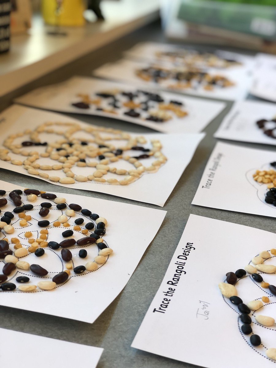 nstulak's tweet image. Mrs. Single’s 1st Grade Ss @dasd_pv are exploring celebrations &amp;amp; cultures across the world. Take a look at these amazing Rangoli designs created by her kiddos #DASDpride #ComparingAndContrasting #Cultures #CelebrationsWeShare