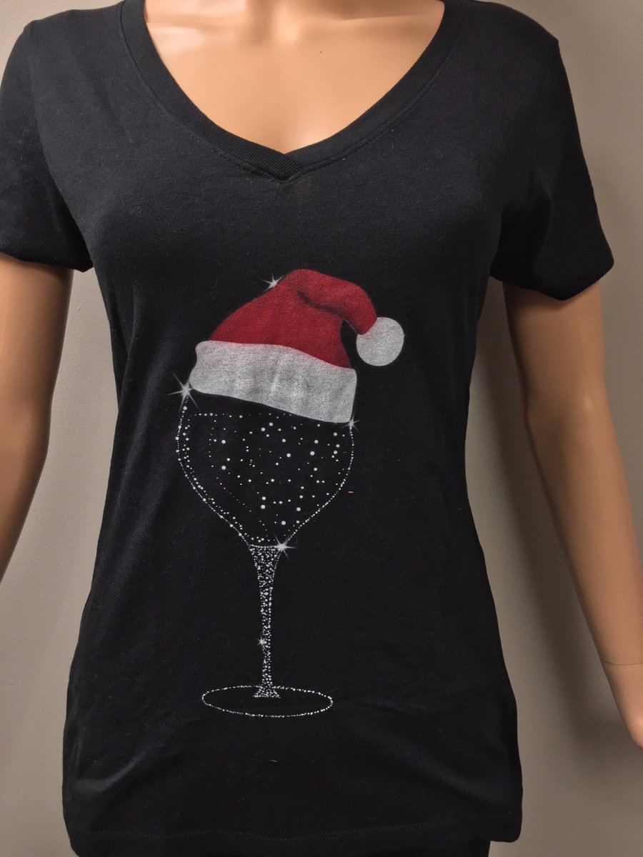 printaroo's tweet photo. It's time for another #giveaway on this #MondayMotivation

Let's keep the #wine #winelover #christmas theme going! This is a size small. A lucky winner will be announced tomorrow at 4:30pm EST.

How to enter:
✔️Like Tweet
✔️Follow
✔️Retweet

#printaroo #ecommerce #contest #love https://t.co/ntrMaUx0bp