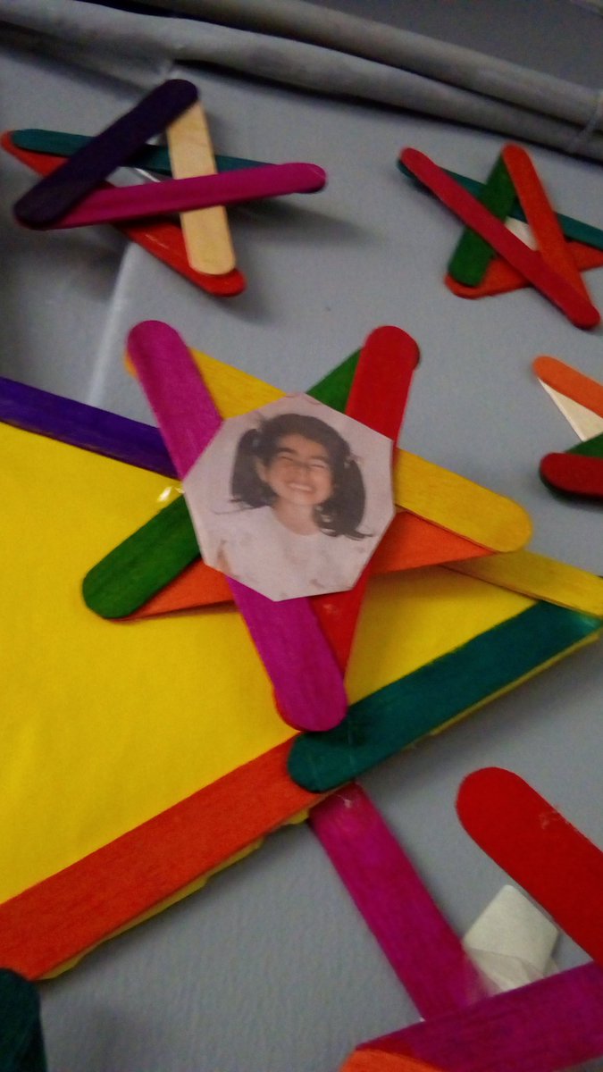 Is not my cat, but today i was walking in school and saw this, is a girl from other classroom and she looks like Calum, i needed to say it xD