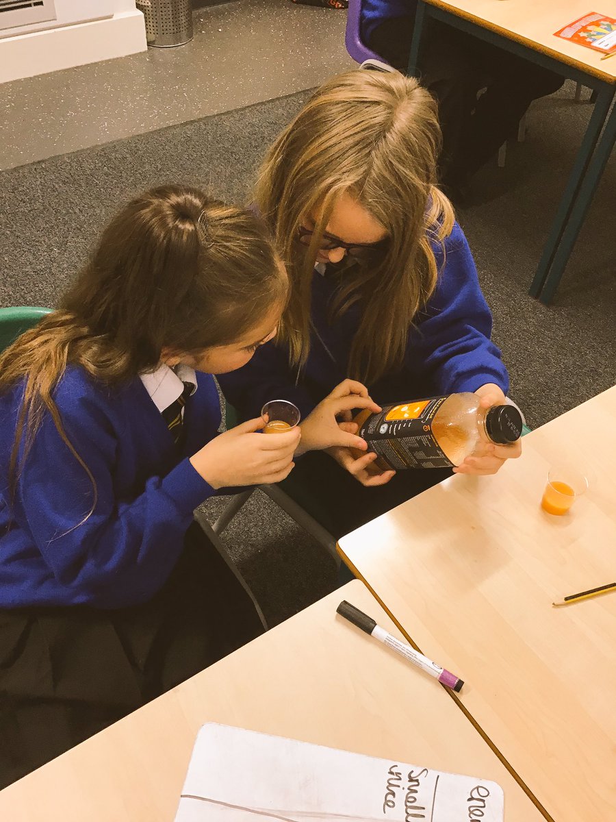 MrsOLees1's tweet photo. Year 5 put their taste buds to the test in preparation for designing their own nutritional smoothie. They were shocked to discover that even green smoothies were tasty! 🍊🥝🥒🍎 #learningchallenge #dontjudgeasmoothiebyitscolour @BCoppiceAcademy @VicAcademies https://t.co/Ohl4gAYM0R