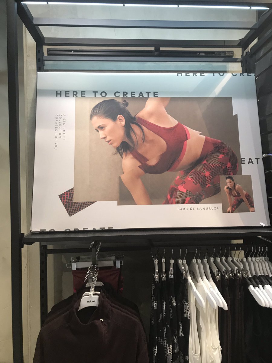 lorenagraf22's tweet photo. Look who I bumped into today.. @GarbiMuguruza ❤️👸🏻 at the @AdidasLondon oxford street 😁#statementcollection @adidasWomen 😊😉🤗 https://t.co/HHPW5o97jS