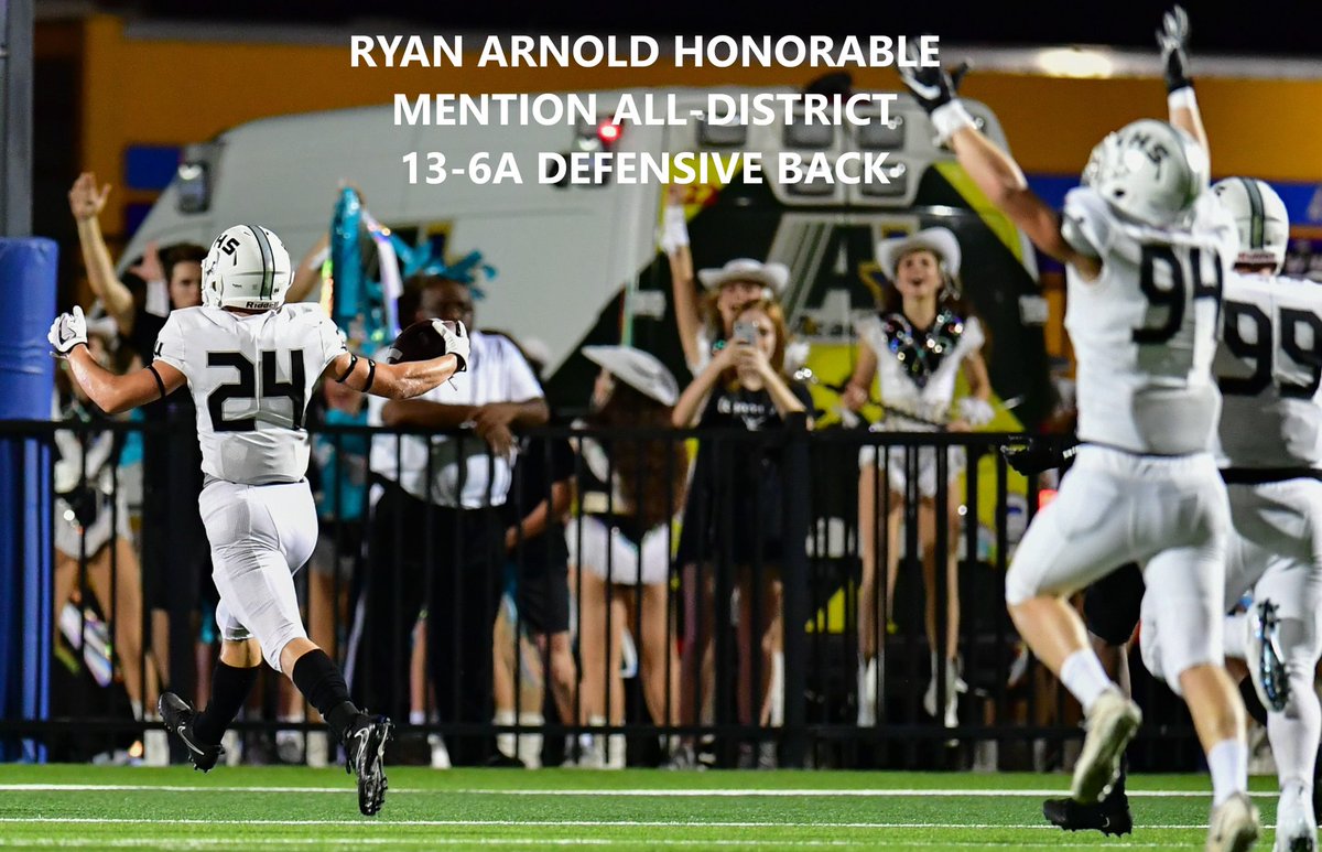 VHSFootball's tweet photo. Congrats goes out to #RyanArnold for being named Honorable Mention All-District 13-6A defensive back! 💰 https://t.co/ZrMDMQVauG