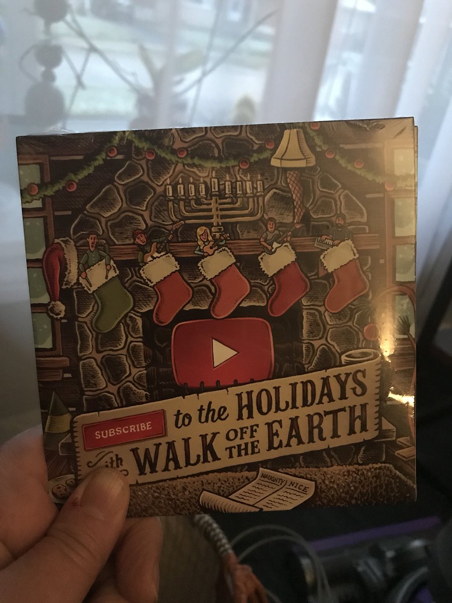 karinbilitza's tweet photo. @WalkOffTheEarth look what just showed up in my mailbox😊 https://t.co/1mIUkJ8N3F