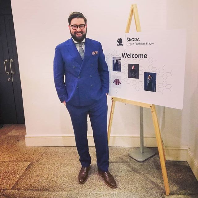 Dapperdavecash's tweet photo. It was a busy weekend which started with a fashion show of Czech designers in @cityhalldublin thank you @skodaireland & @astridbrennan for the invite. It was a wonderful experience.
📸: @sandracashman18
.
.
.
.
#dapperdavecash #dapperdavestyle #malebl… https://t.co/4igvsZFFD9 https://t.co/Nl5BFygeaI