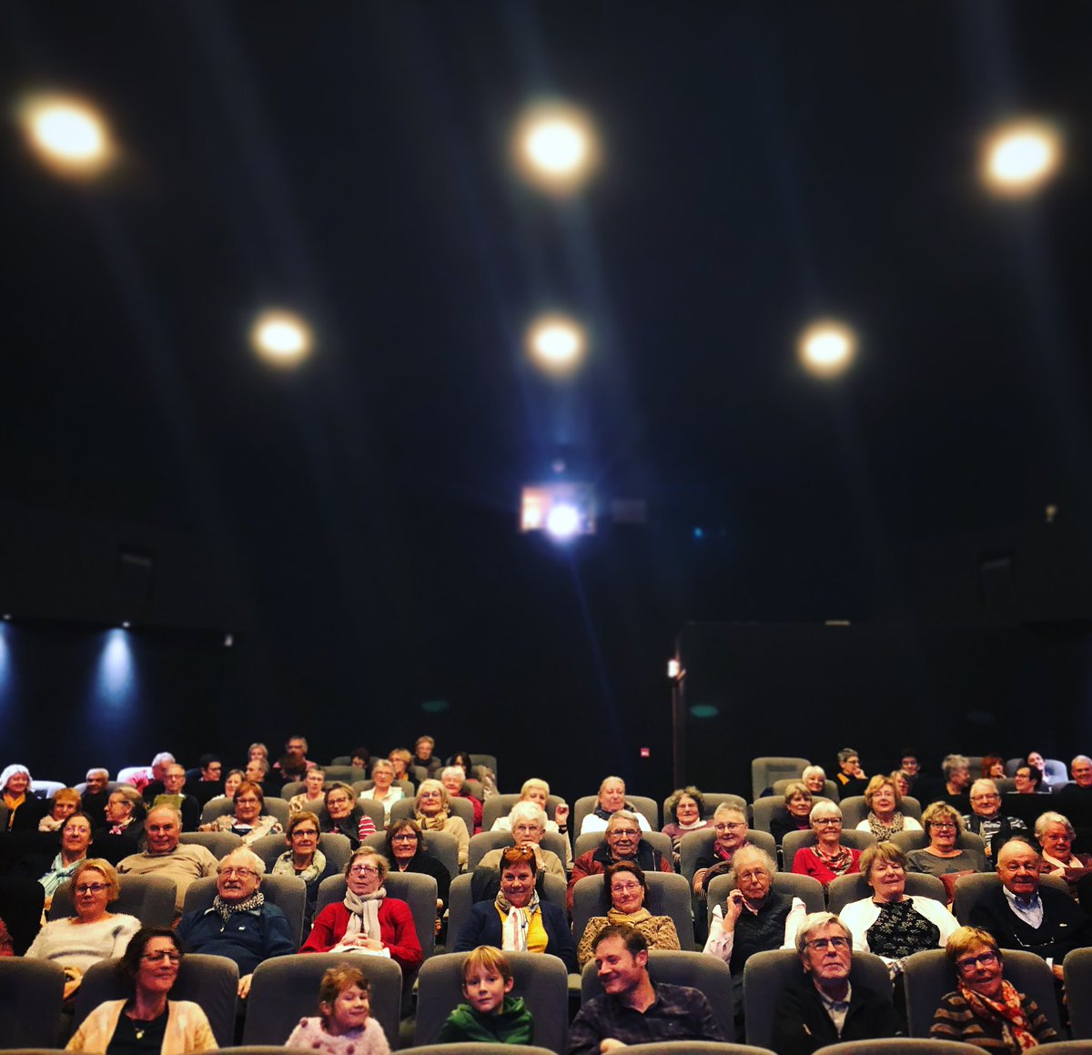 #ROHnutcracker complet pour Casse Noisette en direct de Londres aux Sables d’Olonne. Magistrale. <a href="/LeGrandPalace85/">CinémaLeGrandPalace</a>  🤩✨