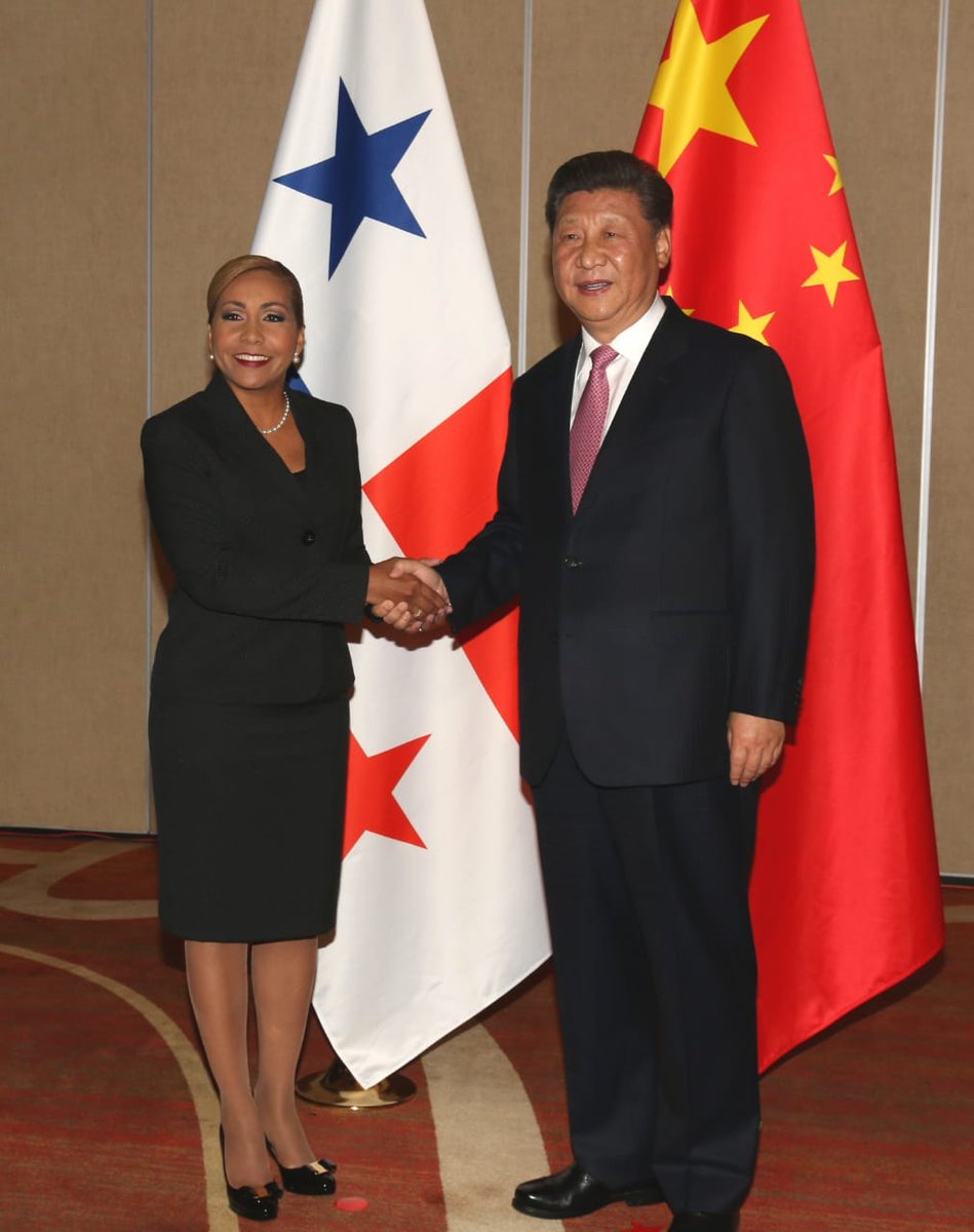 asambleapa's tweet photo. La presidente de la @asambleapa, @yanibel_abrego sostuvo reunión oficial con el presidente de la República Popular China, Xi Jinping en el marco de la visita oficial de Estado. La reunión reafirma la armónica relación entre ambas naciones. Fortalece las relaciones parlamentarias. https://t.co/di3Qk2q8r7