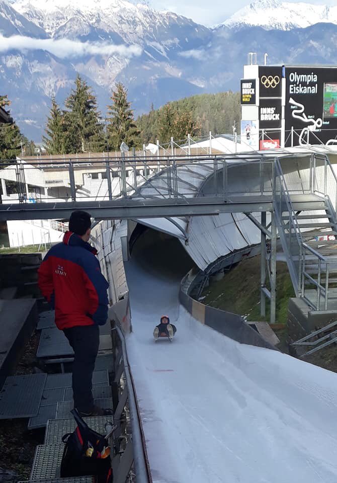 ArmyLuge's tweet photo. A successful first day of sliding for our army novices on Ex Racing Ice #luge #exracingice https://t.co/s59PSaiPfX