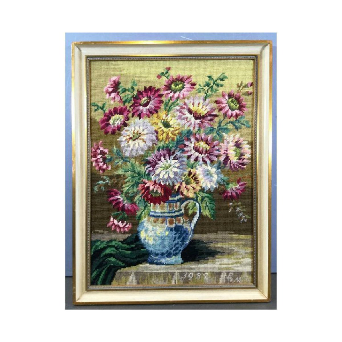 JunkYardBlonde's tweet photo. Vintage Framed Hand Stitched Floral Needlepoint, 21 x 23, 1980s Framed Floral Embroidery https://t.co/Z0azv6QZY2 #housewares #homedecor #crossstitch #framed #embroidery #completedcrewel #flowerneedlepoint #framedneedlework #floralcrewel https://t.co/SyL4ES5Ih0