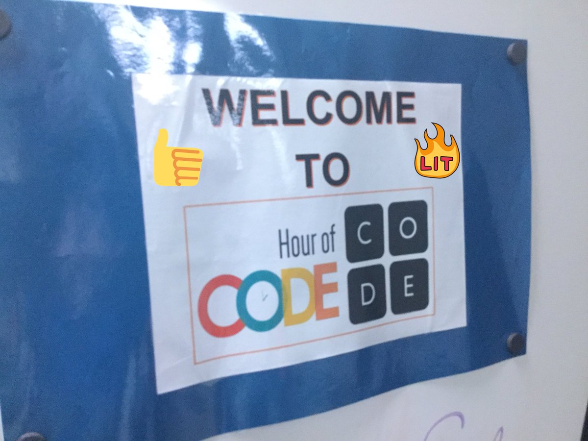 Hour of Code happening right now at Fogelsville at#KeepCalmandCodeOn