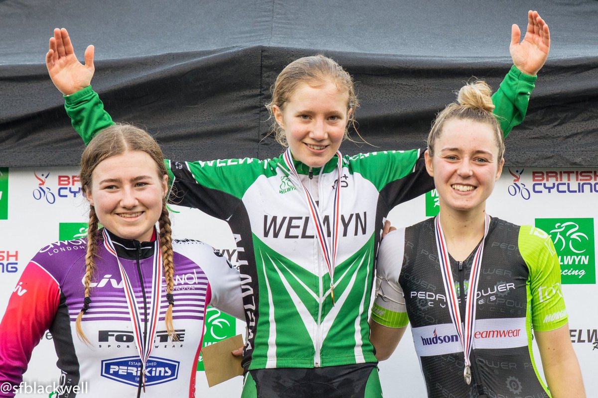 sfblackwell's tweet photo. 168 pictures from yesterdays @CentralRegionBC &amp; 
@BCEastern Champs Women's Senior, Juniors &amp; Vets race organized by @welwynwheelers at @StanboroughPark  #womenscycling #cyclocross #cx https://t.co/JbzubZ76cM https://t.co/4yq1FYw7Ul