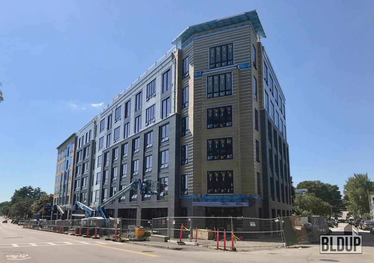 BLDUP's tweet photo. A Certificate of Occupancy has been issued for floors 1-4 (51 out of 83 units) of the #Treadmark in Dorchester. The project also includes 5,000 sq. ft. of ground floor retail and parking for 30 cars. Read More >>> https://t.co/oHXnknNUC3 #bldup #boston #dorchester #construction https://t.co/essxtlMsXO