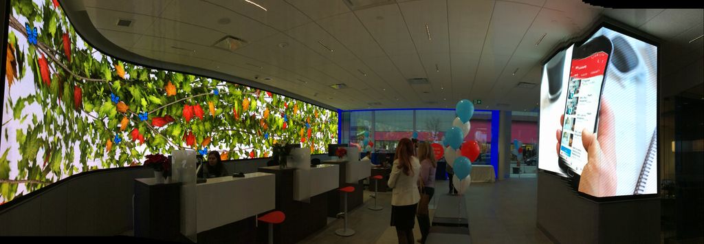 Introducing our new state-of-the-art Toronto flagship branch that opened today at Bay and Bloor. Come visit us!