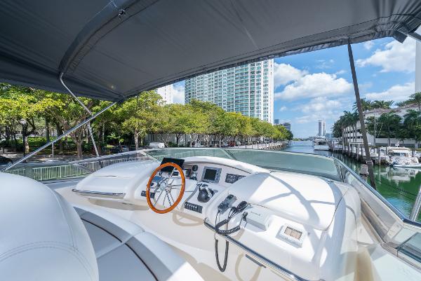 fyiyachts's tweet photo. 80' Azimut - https://t.co/0y581XC3zW https://t.co/FbBYaA5Qny