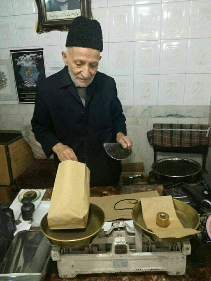 Buradaki inceliği fark eden tüccar ne  güzel insandır..