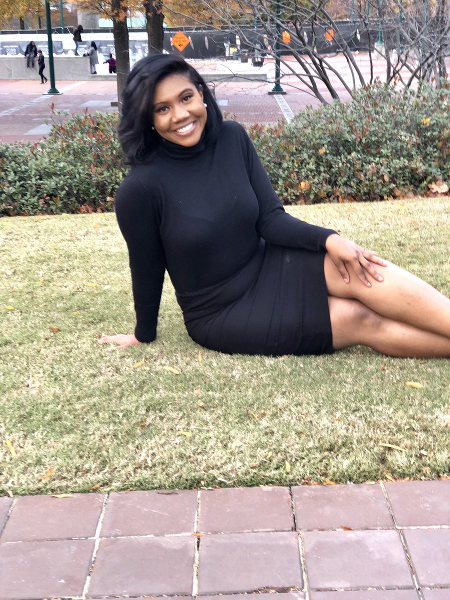 jenaibosstic's tweet photo. So, this BLACK girl received 5 dental school acceptances today 🦷❤️
#DRBOSS https://t.co/X62qflmWnw
