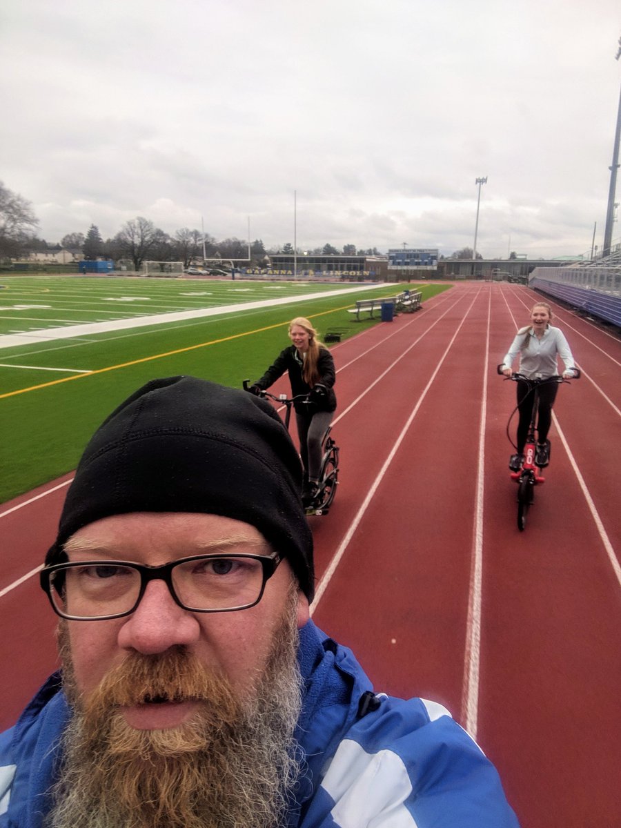 gahannaxc's tweet photo. Training some newbies on the @elliptigo at practice today! @ChloeCallihan @alex_beimmm @GL_Distance @GLHS_Athletics https://t.co/FSNDDfkNXC