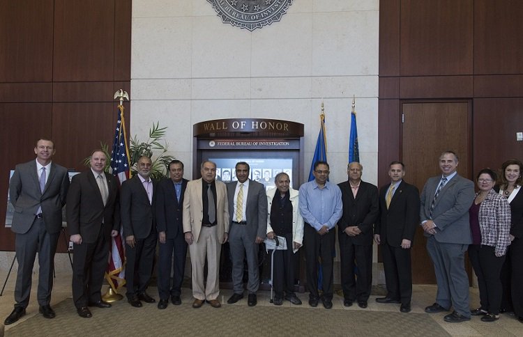 FBILasVegas's tweet photo. #FBI LasVegas was honored to host representatives from the American Muslims of Nevada organization. Ongoing conversations build trust and strengthen relationships between the FBI and the communities we serve. https://t.co/ly9fficFXP