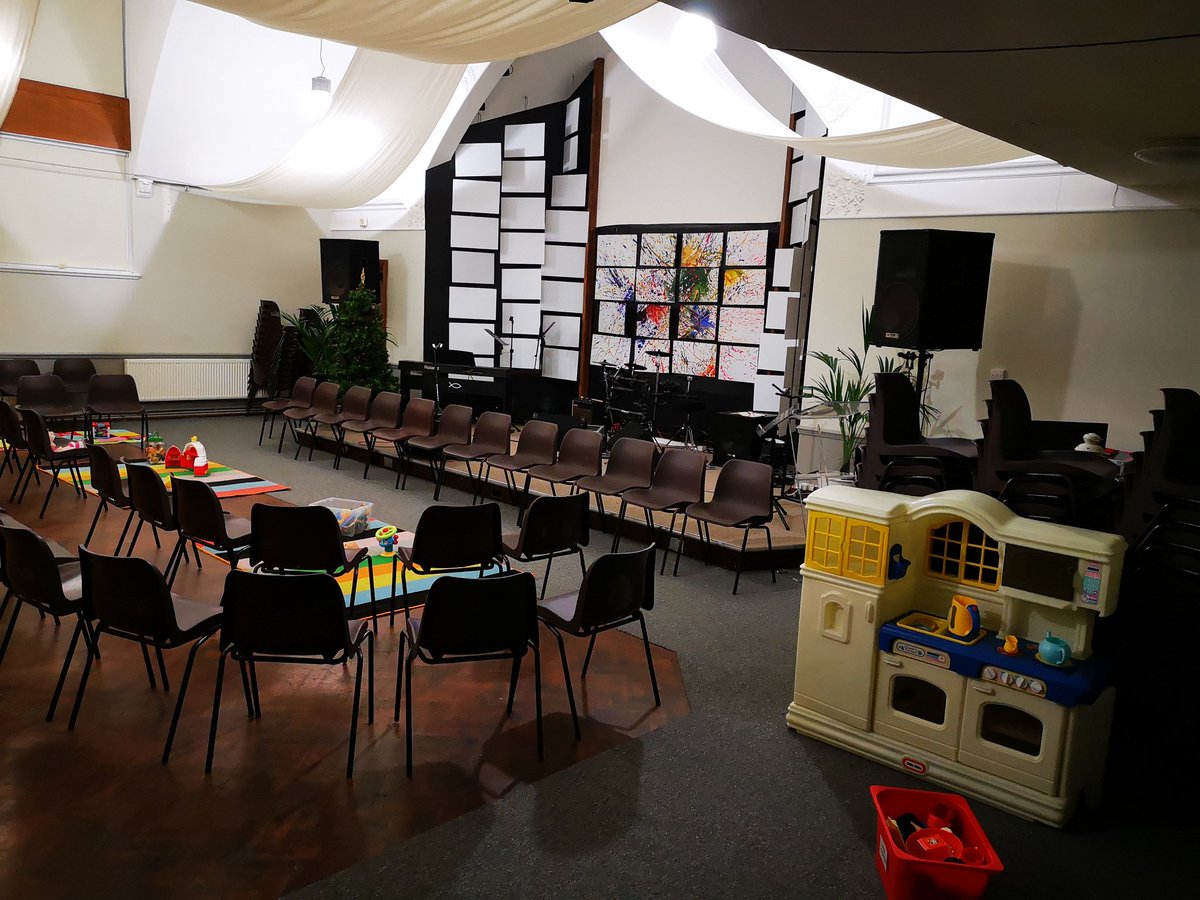 FreshGroundSE9's tweet photo. All set for tomorrow's Movie and Baby 10am Grab a drink and Watch a Christmas Classic Comedy while your little ones are free to play and make noise #laughingismyfavourite #Santaaaa #BabyItsColdOutside https://t.co/P84dc3awX5