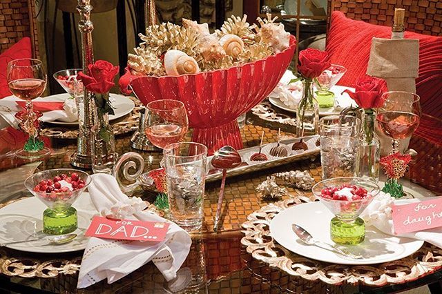 HomeAndDesign's tweet image. May your days be merry and bright ✨with this festive tablescape by Gina Fitzsimmons of @fitzsimmonsdesign 
Fitzsimmonsdesign.com | facebook.com/fitzsimmonsdes… | 410-269-1965

#fitzsimmonsdesign #designpartner #tablescape #decor #festive #holidaydecor
