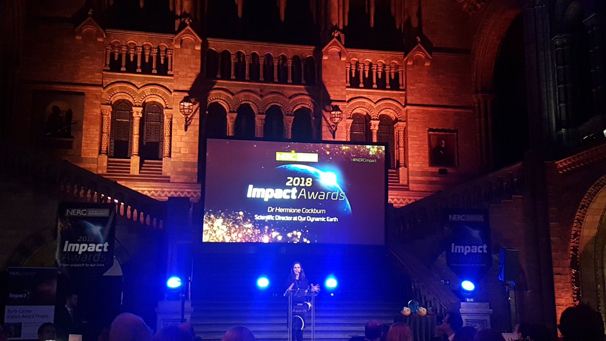 Not sure how I ended up at the #NERCImpact Awards but it's been an evening of incredible and inspirational science from all the finalists at the @NHM_London. Thank you @NERCscience