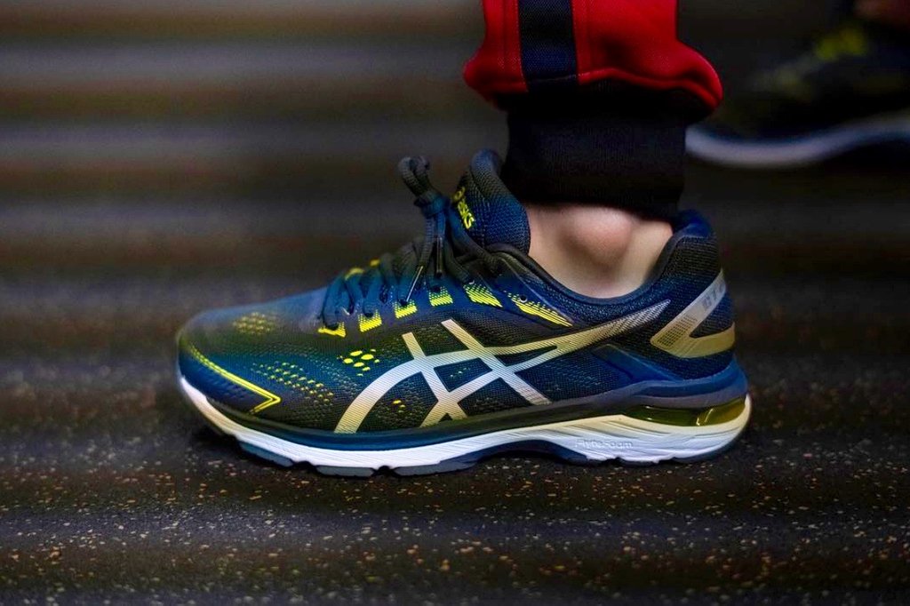 asics maximum support