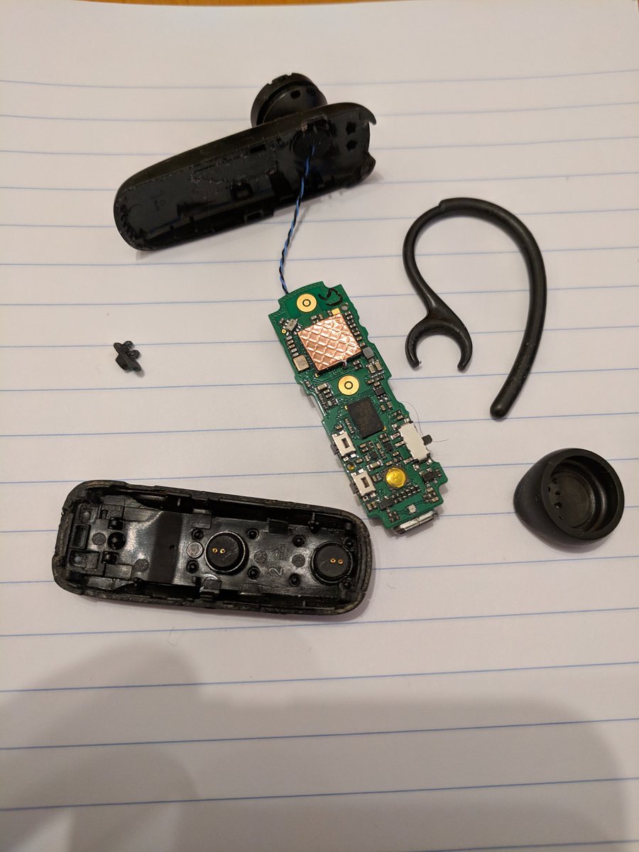 cbitsITsupport's tweet photo. So, I fix computers all day and finish work at 5:30. I come home and finish fixing my favourite Bluetooth headset (broken power switch) and my Nexus 7 tablet which was stuck on the Google startup screen. Bed soon, start again tomorrow. https://t.co/jJ4YiU7m0i