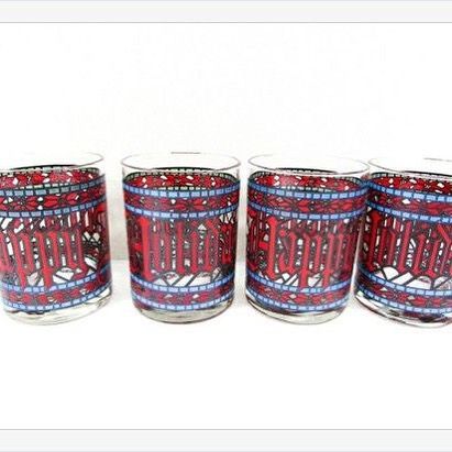#HouzeArt #StainedGlass Look #HappyHoliday #Tumblers #Vintage Glass Red Blue Set of 4 Double Old Fashioned #gotvintage #vintageglassware #vintagebarware #holidayglasses #vintageholiday