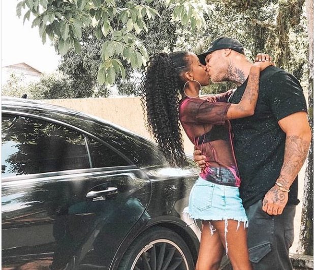 lukkaribeiro's tweet photo. VENHO POR MEIO DESTE INFORMAR QUE;
"Parece que a relação entre Leo Stronda e Luane Dias está seríssima!O casal,que começou em A Fazenda,da Record TV,continuou o romance fora do reality show também.Os pombinhos estão no maior amor..."
Grata🖤
#tuentendeu
F:https://t.co/cUOh5ysbpW https://t.co/M3KTrc17sL
