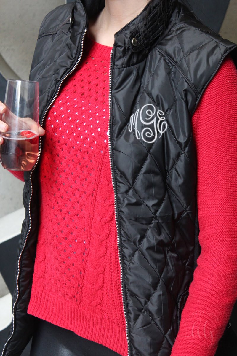allyannagifts's tweet photo. On the 3rd day of Allyanna Giftmas my true love gave to me: this NEW Monogrammed Puffy Vest, ONLY $29.99ππ
Shop now: https://t.co/HR4FIkPn9e
.
.
.
#monogramlover #fashion #customized #gifts #festive #colorful #onlineshopping #shopallyanna #retail #holiday #apparel #love https://t.co/xh43D3kZDy