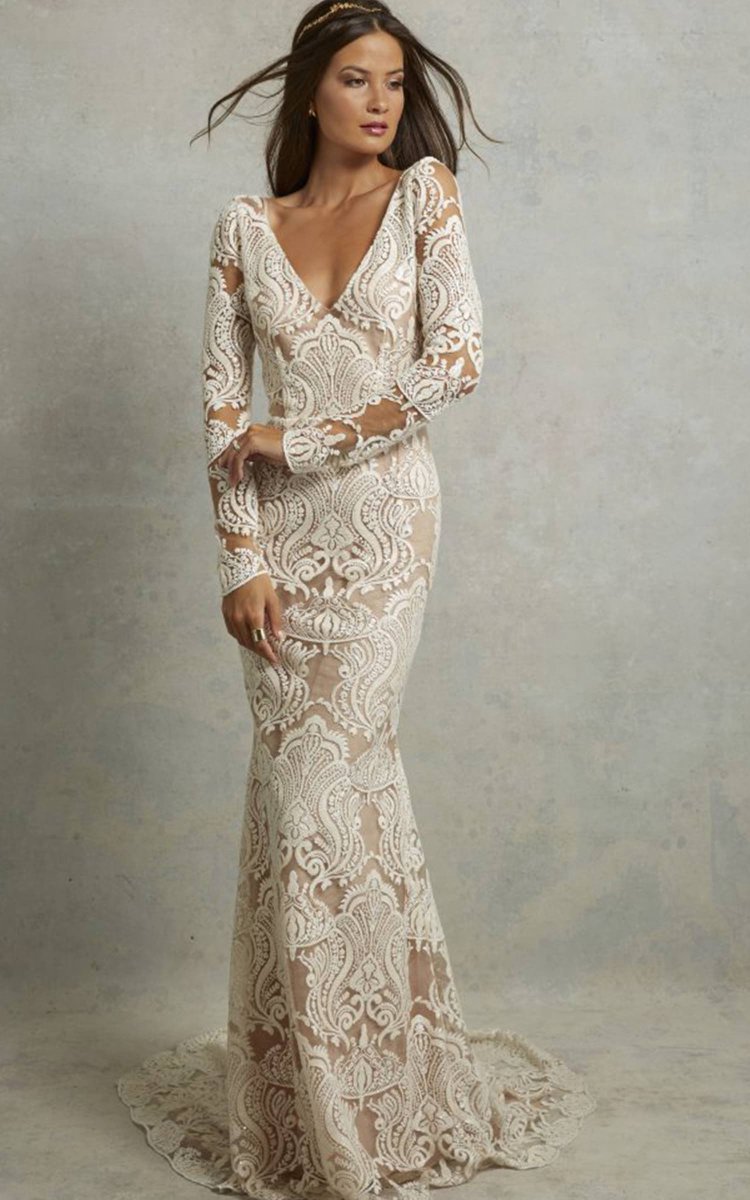 What dresses do you think the Disney Princesses would wear? Check out our latest blog post where the SB team picked out which dresses we think capture their styles perfectly! bit.ly/DisneyPrincess…