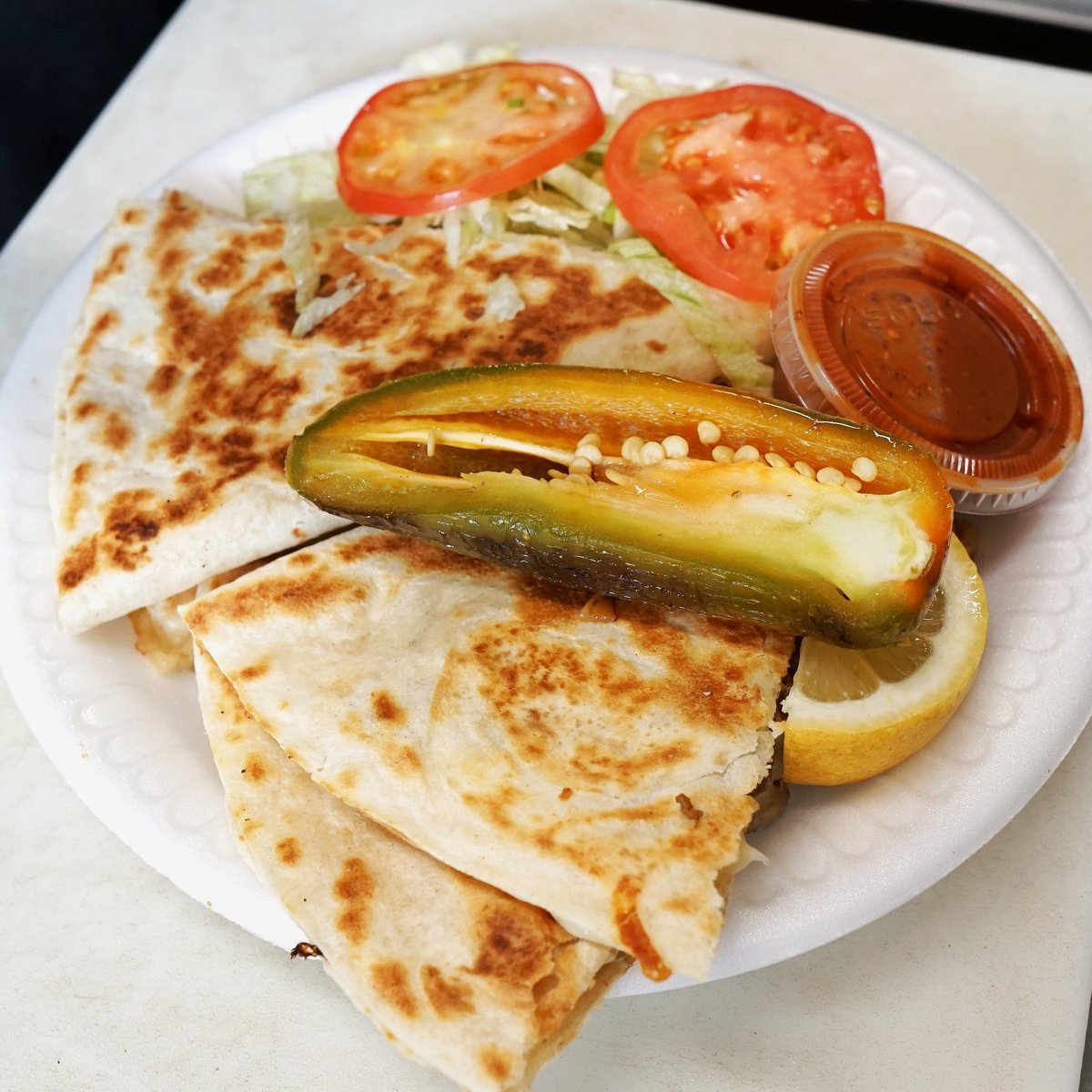 Quesadillas de la carne que guste. Aquí en su Taquería Las Plebes 🌮
.
.
.
#taquerialasplebes #taqueria #fresno #quesadilla #tacos #burrito #mariscos #tostadas #chile #jalapeno #lechuga #tomate #queso #carneasada #alpastor #adobada #tripa #buche #chorizo