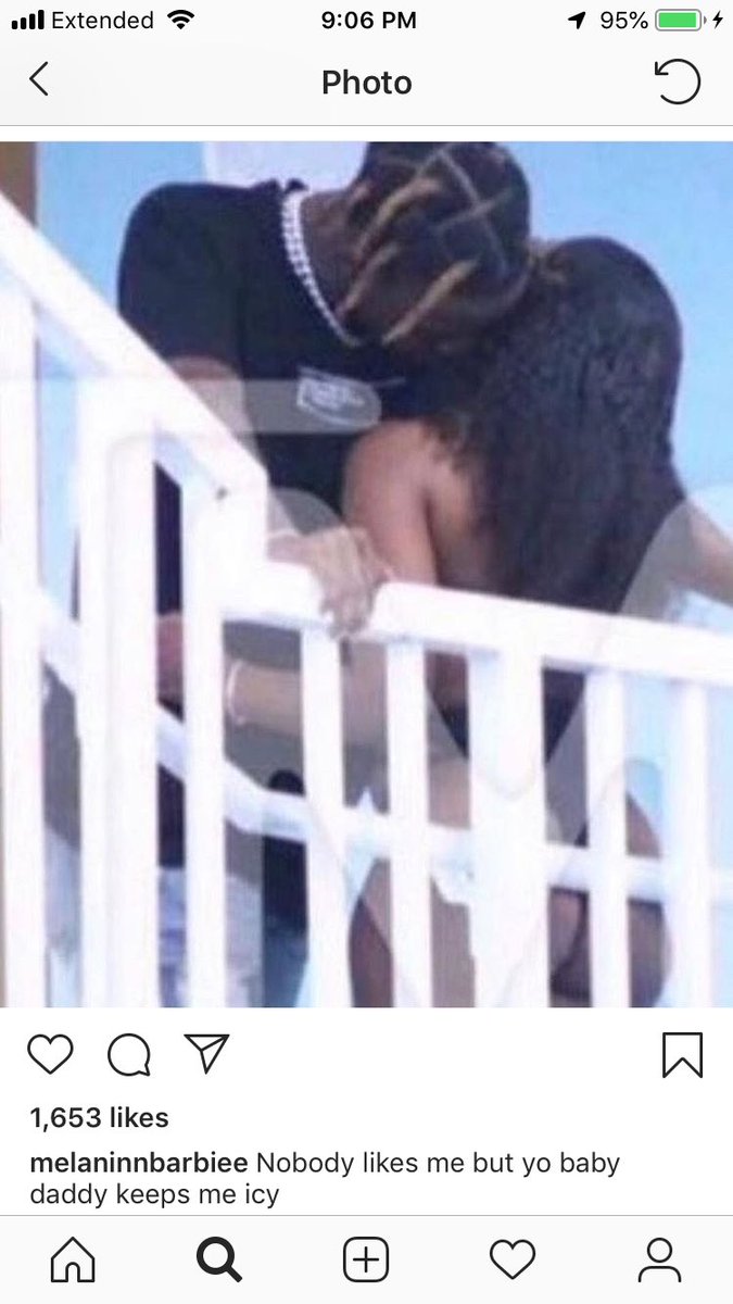 SpillrealityT's tweet image. Y’all some girl on IG claiming Travis Scott ... ☕️☕️☕️☕️ the caption tho 😂