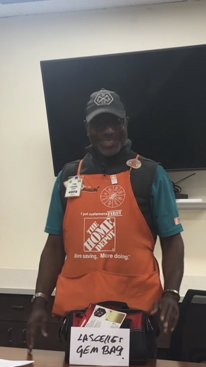 Lascelles team #2564 giving awesome product knowledge from his “Gem” bag