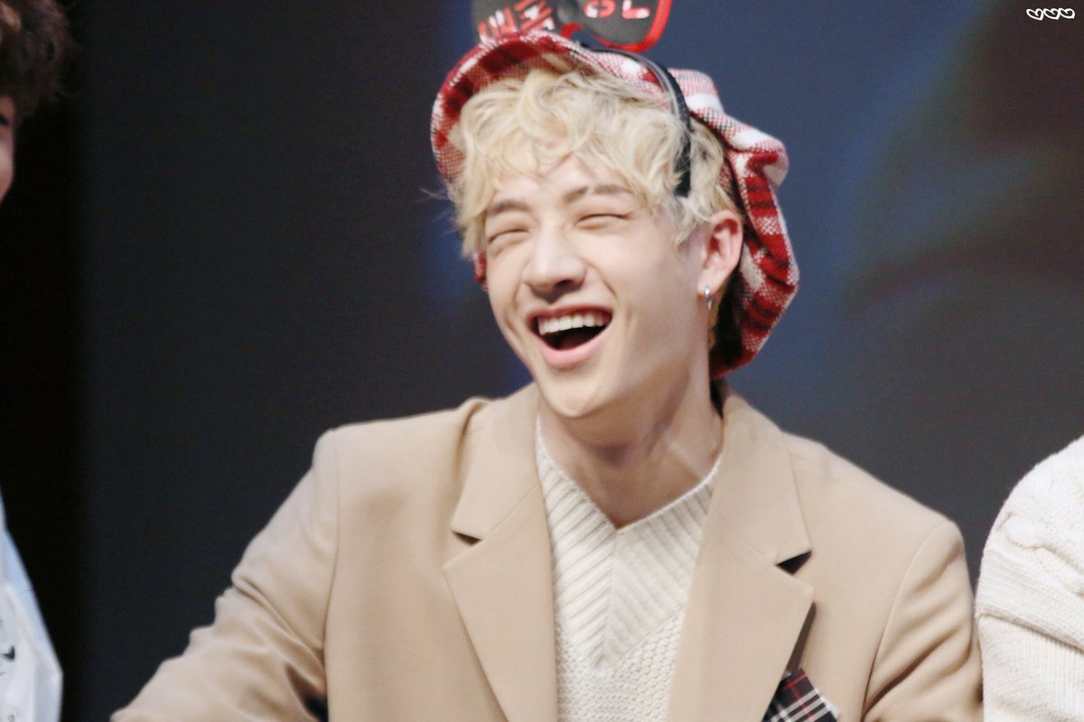 BANG CHAN IS CUTE