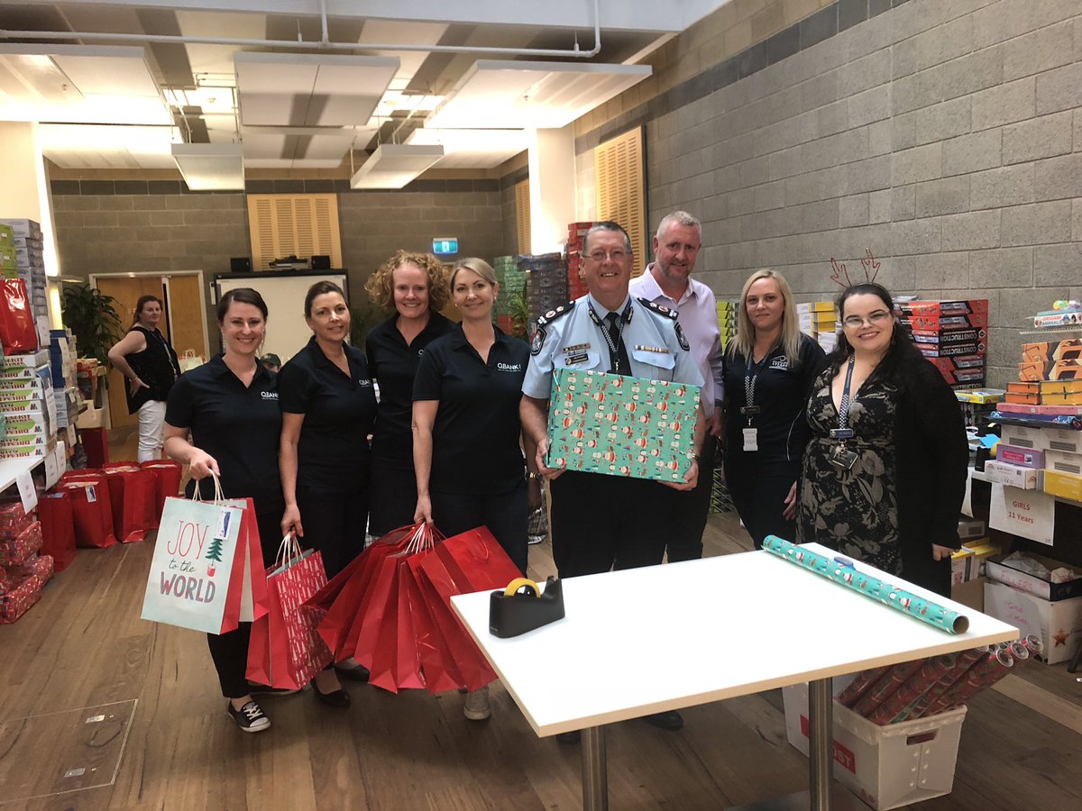 Each year the need 4 our Annual <a href="/QldPolice/">Queensland Police</a> Commissioners Toy Drive grows. It’s one of the best things I get 2 do- wrap some presents &amp; thank our staff, elves &amp; the supporters who make it possible <a href="/QBANK_au/">QBANK</a> @VarietyQLD &amp; many others. PoliceLink -u r legends!