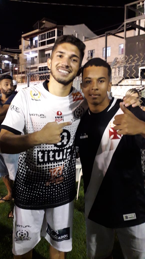 LuisFJV12's tweet photo. @AndreyRamos98 // @ricardo_qag  👊👊 https://t.co/Uca1BdaLuO