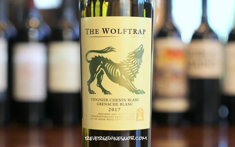 Delivering a lot more than you expect for a sub-$10 wine, The Boekenhoutskloof (@the7chairs) Wolftrap White. 
reversewinesnob.com/the-wolftrap-w…
#wine #winelover