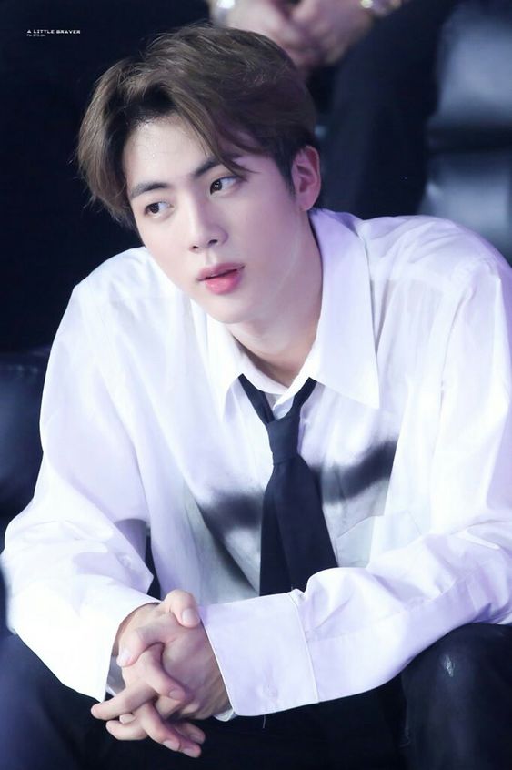 betsyarmy's tweet photo. Happy Day, my ANGEL 

#OurEpiphanyJin #ShiningAndPreciousJin
#석진이는_온_세상의_빛
#HAPPYJINDAY #HeartsForJinDay https://t.co/4OSJTInq2b