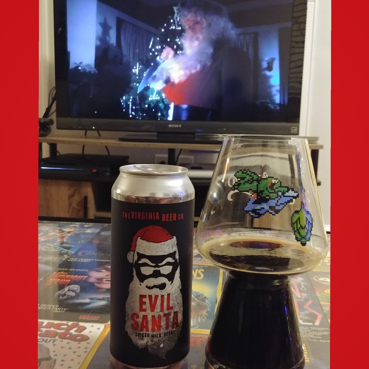 ClayAstroman's tweet photo. "I have superlative taste." 🎅🔪 #christmasevil (1980) #evilsanta
#spooky #spookybasement #virginiabeercompany #theanswer #blackninjadesign #theanswerbrewpub #the13creepsofchristmas #christmashorror https://t.co/jVZ61mF4ZB
