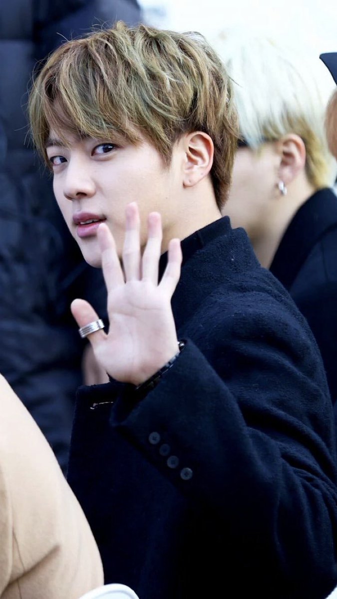 KpopMady's tweet photo. #HAPPY_JIN_DAY 
I LOVE YOU JIN💕사랑해요💖❤️@BTS_twt https://t.co/MLoD5fkowe