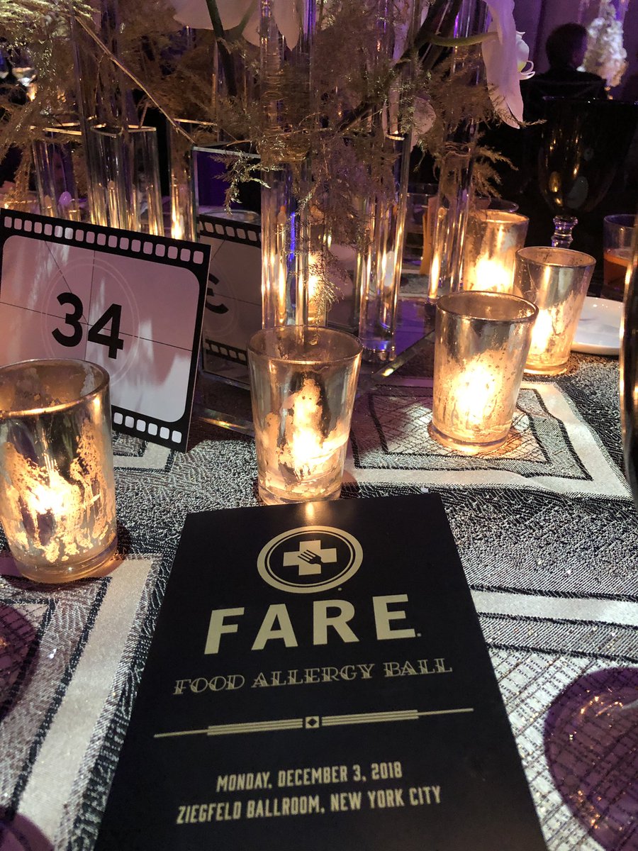 SherryLynn77's tweet photo. Such a beautiful evening celebrating hope for food allergies @ZiegfeldTheater! #FAREFAB https://t.co/GevxlckiXZ