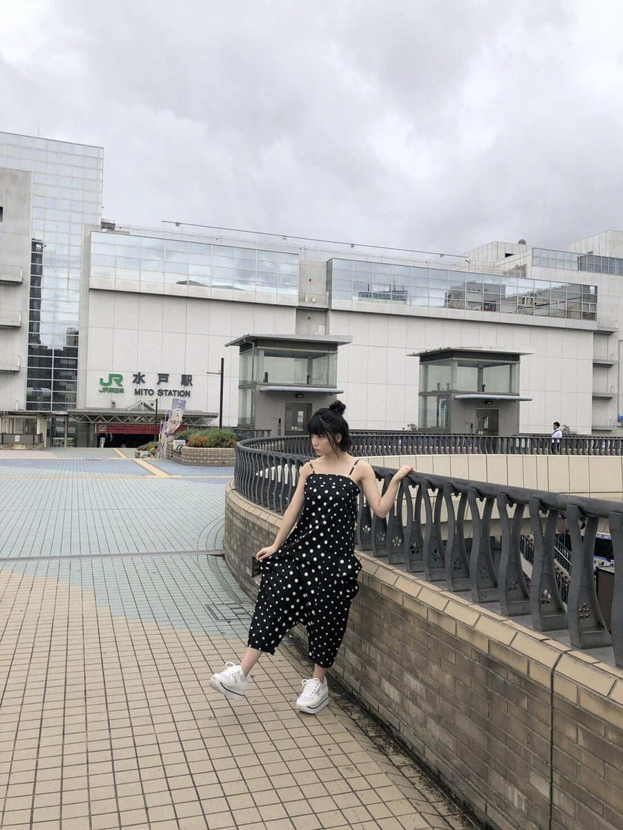 根本凪 Twitterren Ng オフショをちらほら 茨城のゆかりのある場所 水戸駅 千波湖 シュール洋菓子店さん よく祖母の家に行くときにここのアーモンドケーキをお土産にしてた 大好きな雑貨屋さん 小学生から通ってました もう19歳よ ねもと水戸 ねもと茨城