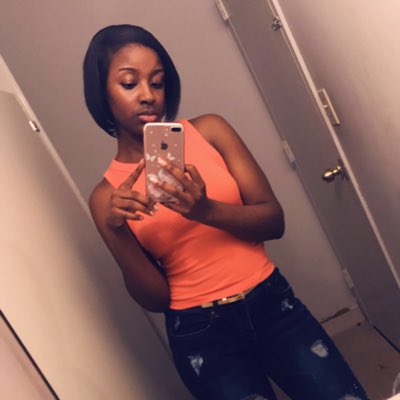 Clarrisa_T's tweet photo. #NewProfilePic https://t.co/URIG9fOS86