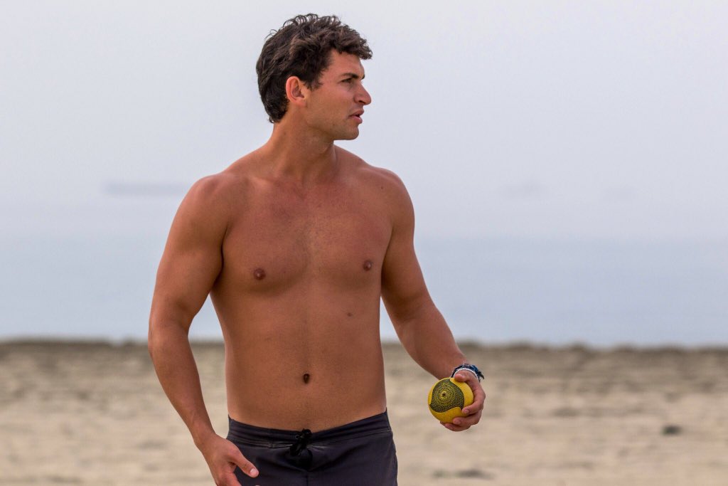 SCRoundnet's tweet image. We’ve waited TOO long for this mashup. Register for our #MonthlyMoolahMeetup this Holiday season (12/15) and see the debut of #PrestonsWilly. Link in bio.. Registration ends 12/12. 📸:Robert A. #SpikeballPro #Spikeball #SantaCruzRoundnet #Roundnet #JoinTheMovement