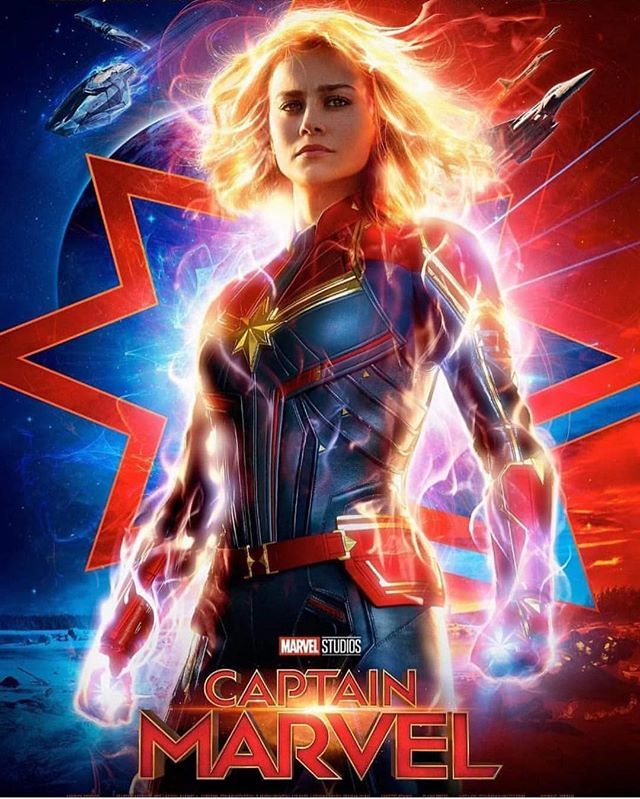 miranatela's tweet photo. AHHHHH! Vocês também ficaram muito animados com o novo trailer que saiu da Capitã Marvel? E esse pôster ein? A gente tá apostando tanto nesse filme 😍 #miranatelanews #marvel #marvelbr #disney #disneybr #ccxp #capitamarvel #brielarson https://t.co/rKYV2GqaEe https://t.co/aCZL9u0ZiG