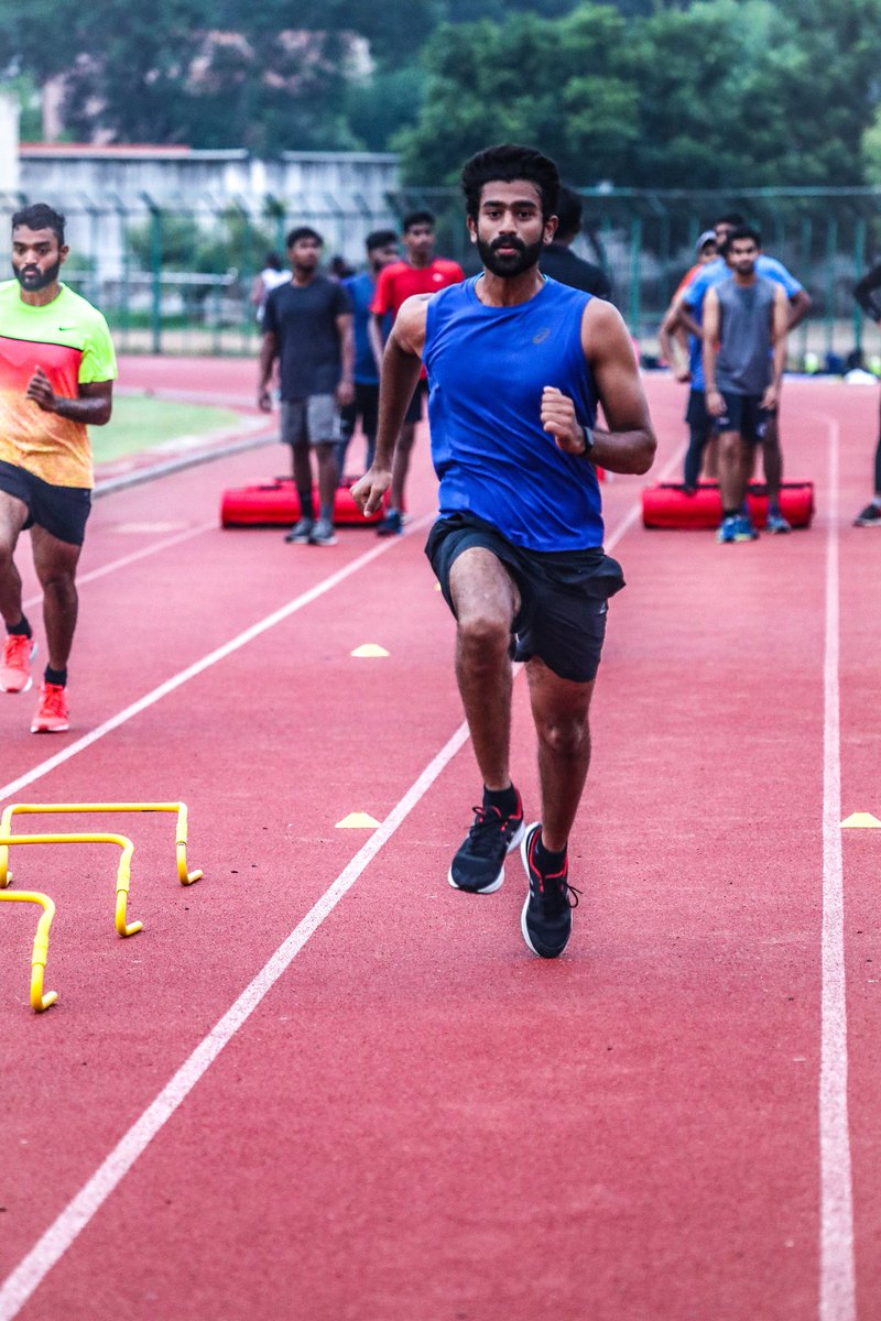 r_accelerate's tweet photo. All it takes is a few million drops of sweat. #lifeatraccelerate #sweatitout #raccelerate https://t.co/LerNCuWuwV