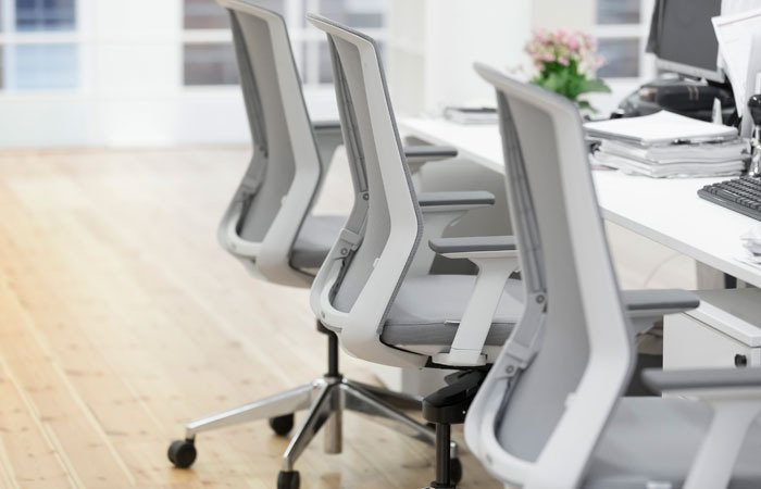 ChairsComplete's tweet image. Bestuhl J1 Chair

The J1 chair features a spectacular grey mesh and seating pad, and white frame giving a real sleek design made for a stunning working environment.

Price: £331.00 Exc VAT

#bestuhl #office #chair #mesh #refurbishment #ergo #ergonomic #lumbar #support #work
