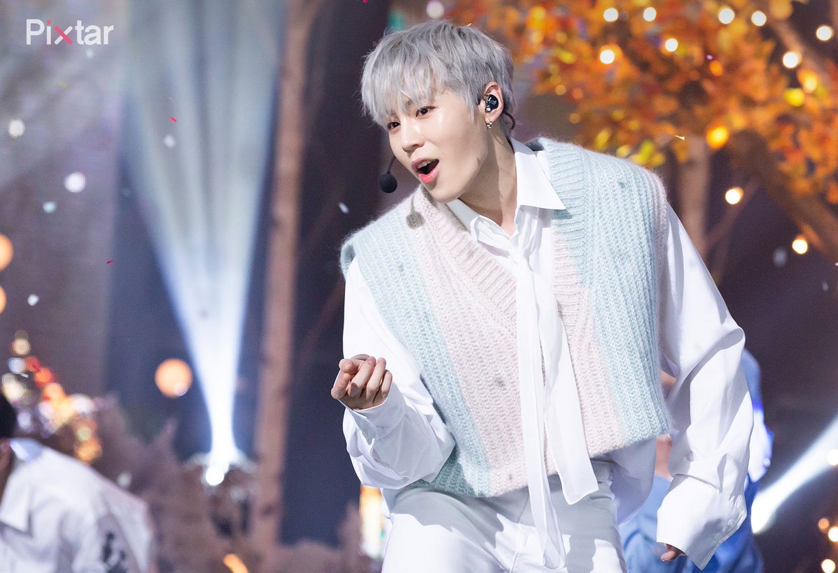 Pixtar_official's tweet photo. #워너원 #봄바람 #인기가요 #wannaone #SpringBreeze #pixtar https://t.co/EyzoRWaXA7