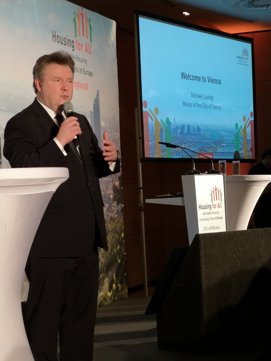 "We cannot leave #housing to the market" stresses Mayor of Vienna, M.Ludwig <a href="/housing_vie/">socialhousing_vie</a> saying that 62% of Viennese live in affordable homes thanks to the work done by the municipality, cooperatives and non-profit orgs like our Austrian member <a href="/GBV_aktuell/">GBV</a> #housingforall